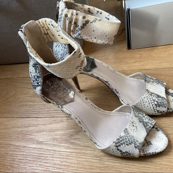 Vince Camuto snake print Oljera heels thick strap thin heels - Picture 6 of 10